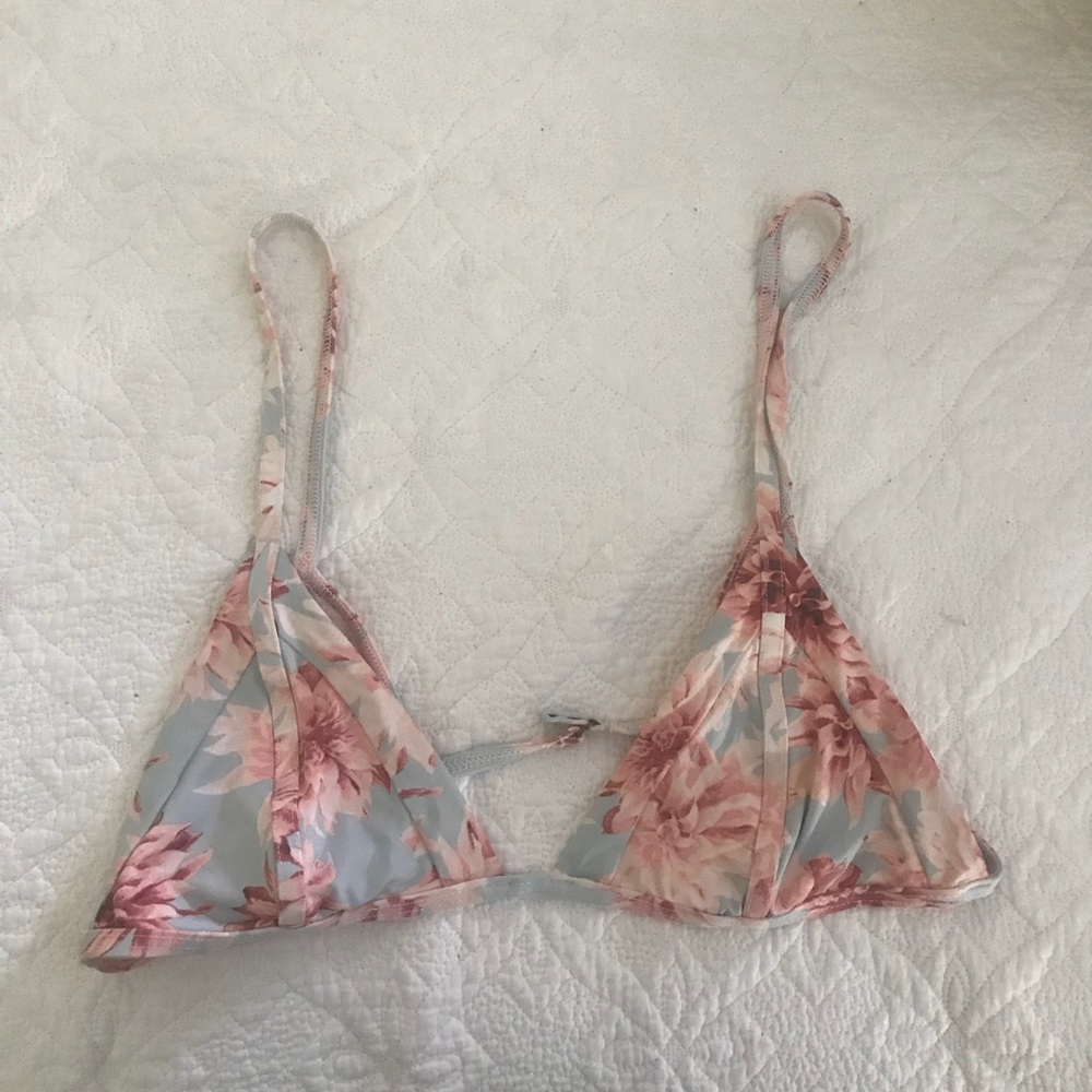 frankie’s bikini top